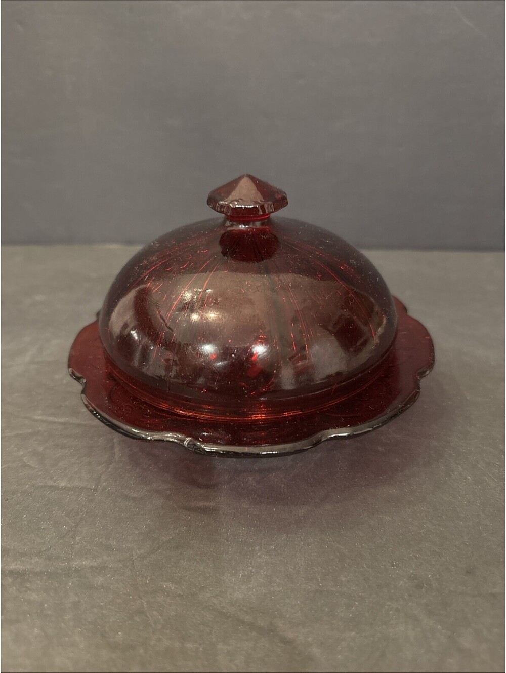 It Glows Moser Glass Cherry & Cable Ruby Red Round Covered Butter Plate